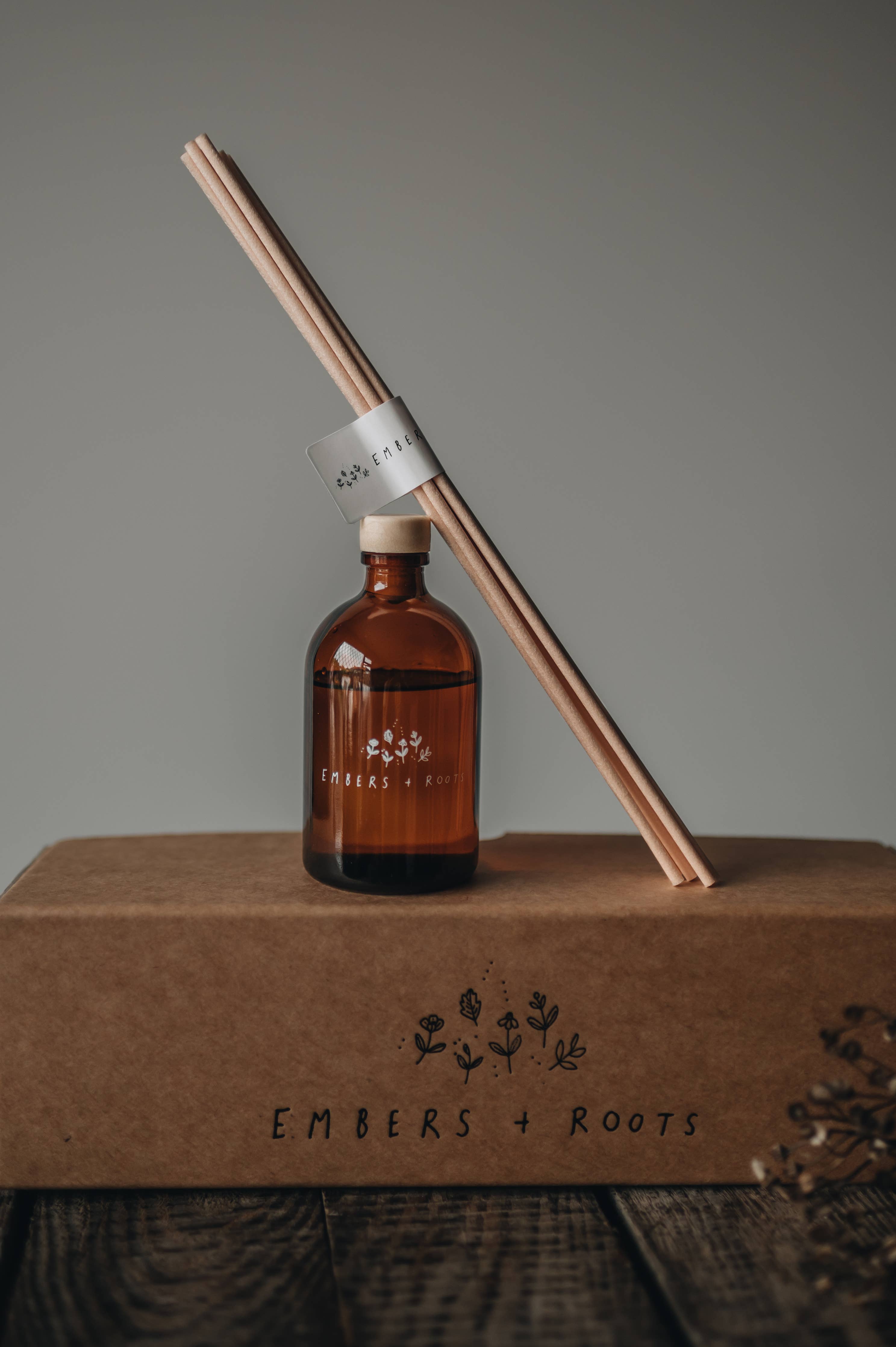 Apothecary Reed Diffuser | Spruce Christmas Tree