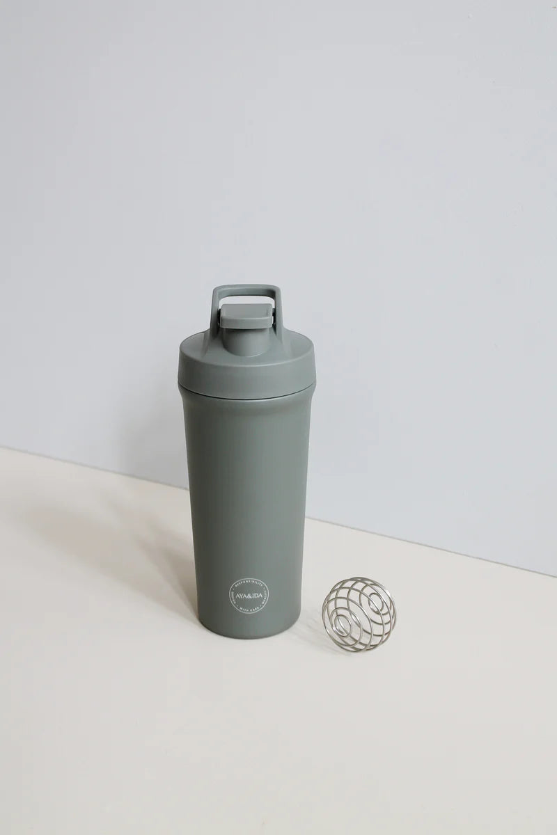 Aya & Ida 750ml Shaker Bottle | Various Colours