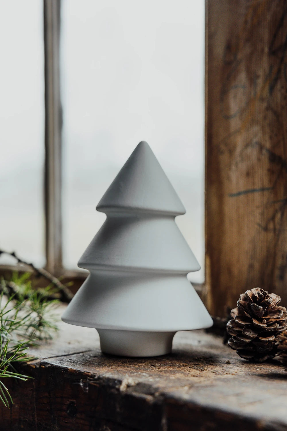 Granshult Large White Ceramic Tree by Storefactory | Lifestory