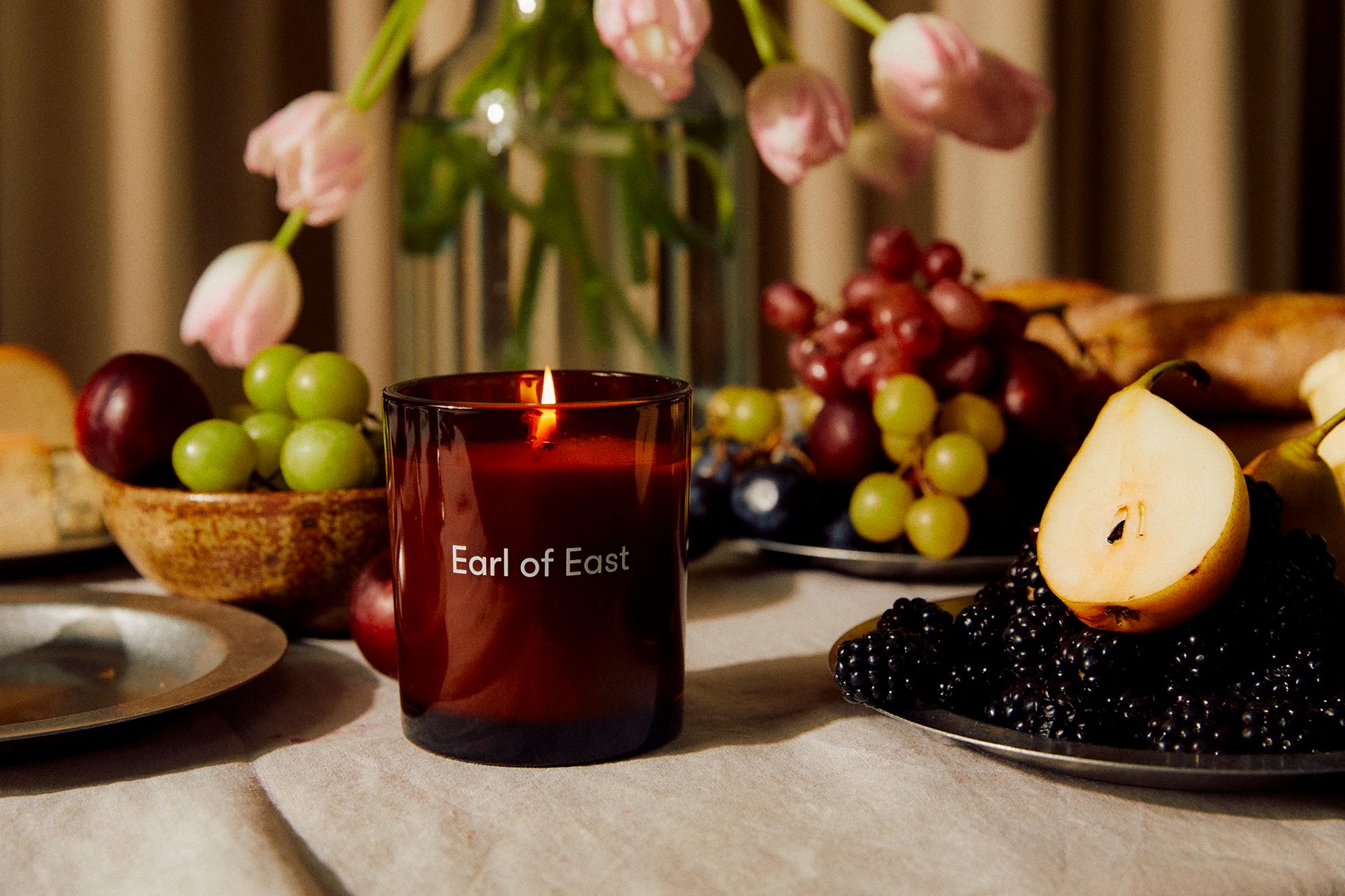 Jardin De La Lune Candle | 260ml | Tuberose, Bergamot, Cade | Soy | by Earl of East