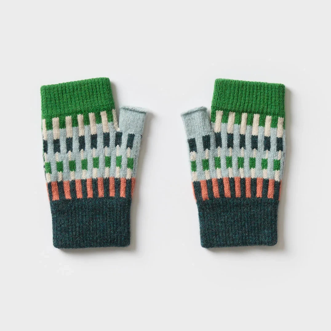 Fingerless Mitten | Harbour Pattern in Ink & Rosehip by Hilary Grant | Lifestory