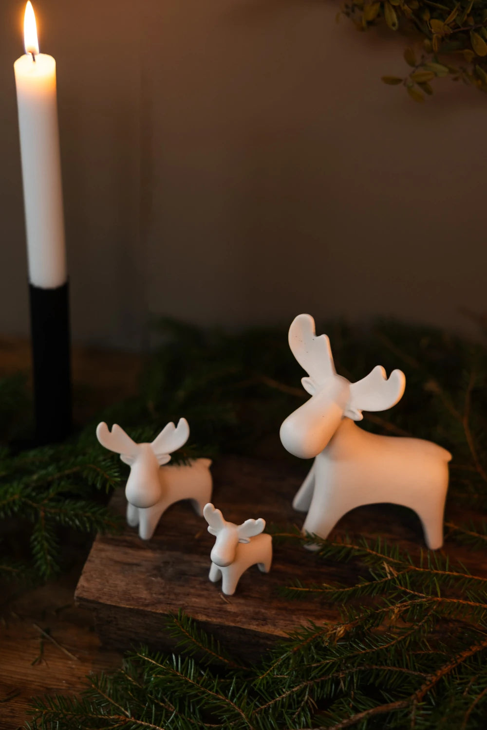 White Ceramic Ivan the Moose by Storefactory | Lifestory