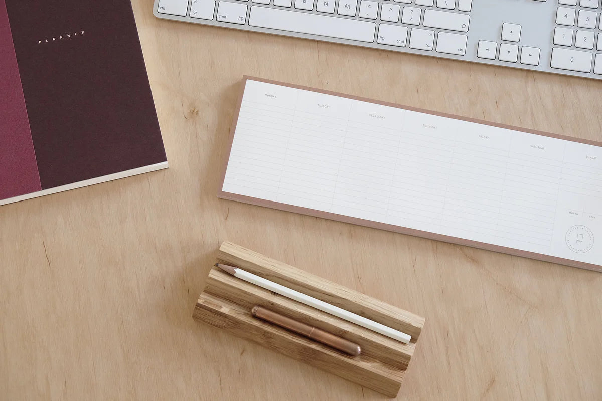 Papierniczeni Small Oak Desk Penholder