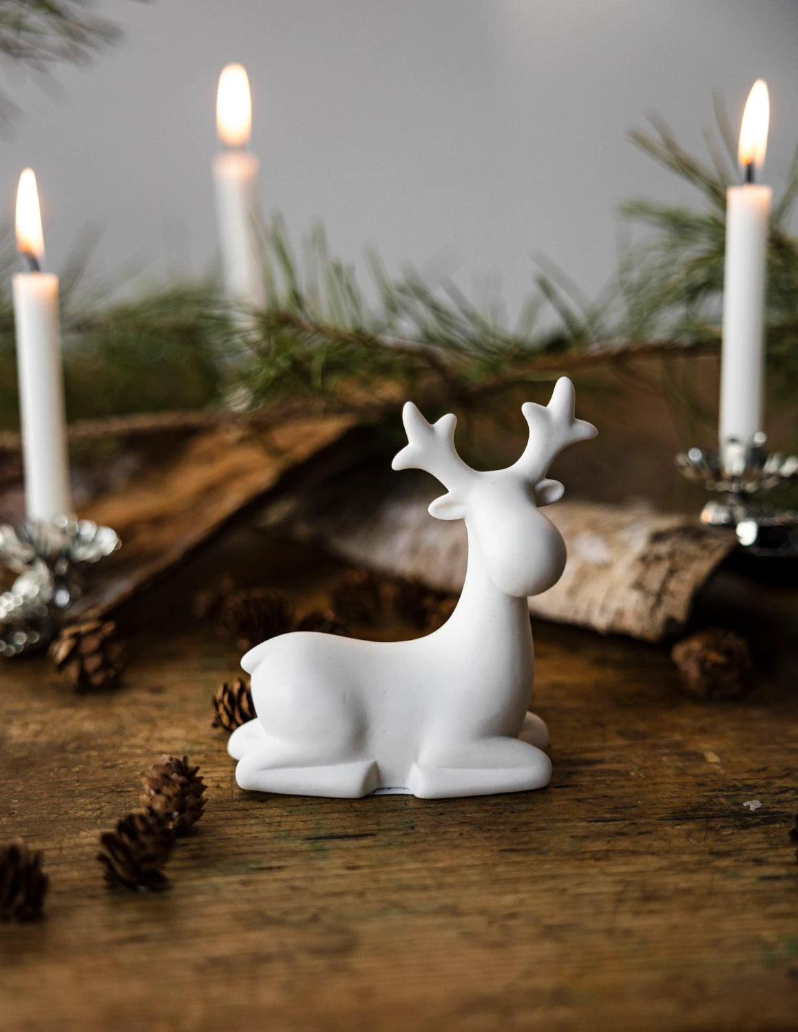 Sten the Large Resting Reindeer in White Ceramic by Storefactory | Lifestory