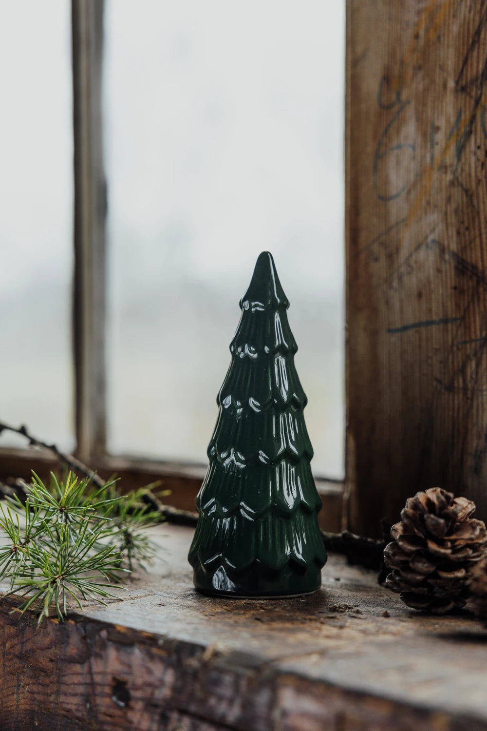 The Granbacken green glazed ceramic Christmas tree by Storefactory | Lifestory