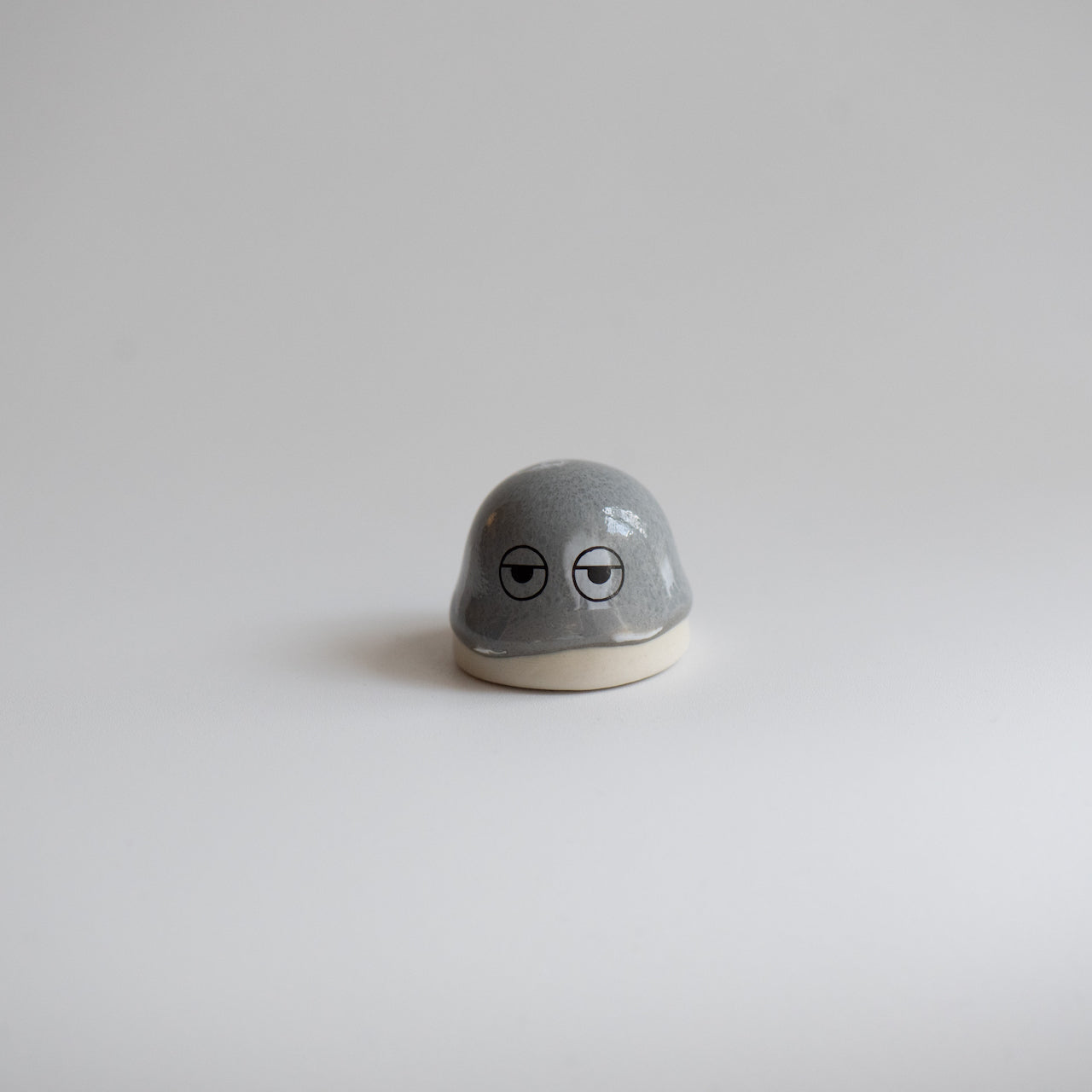 Familia Figurine | Dot | Espresso | by Studio Arhoj