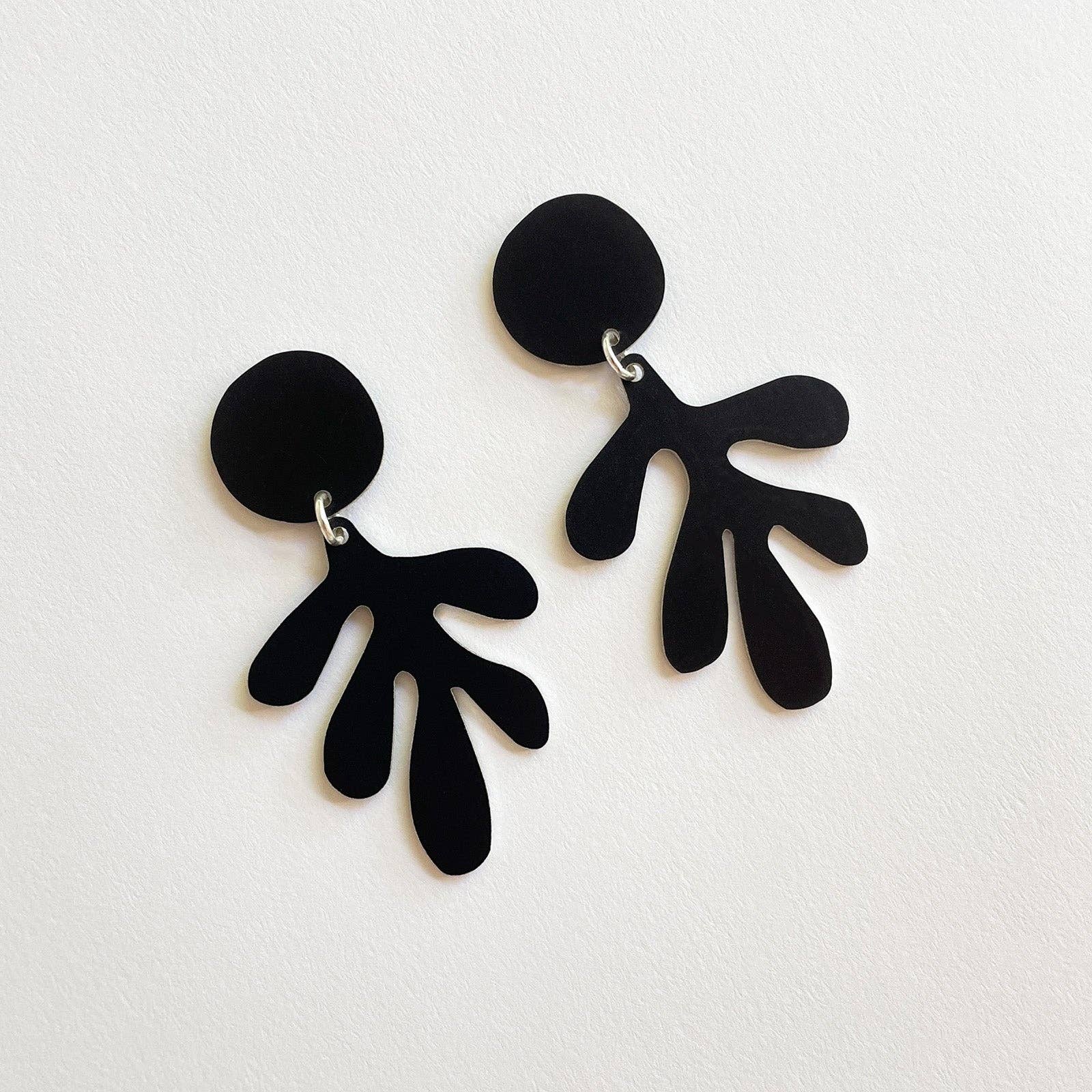 The Black Dulse Earrings by Tom Pigeon | Lifestory