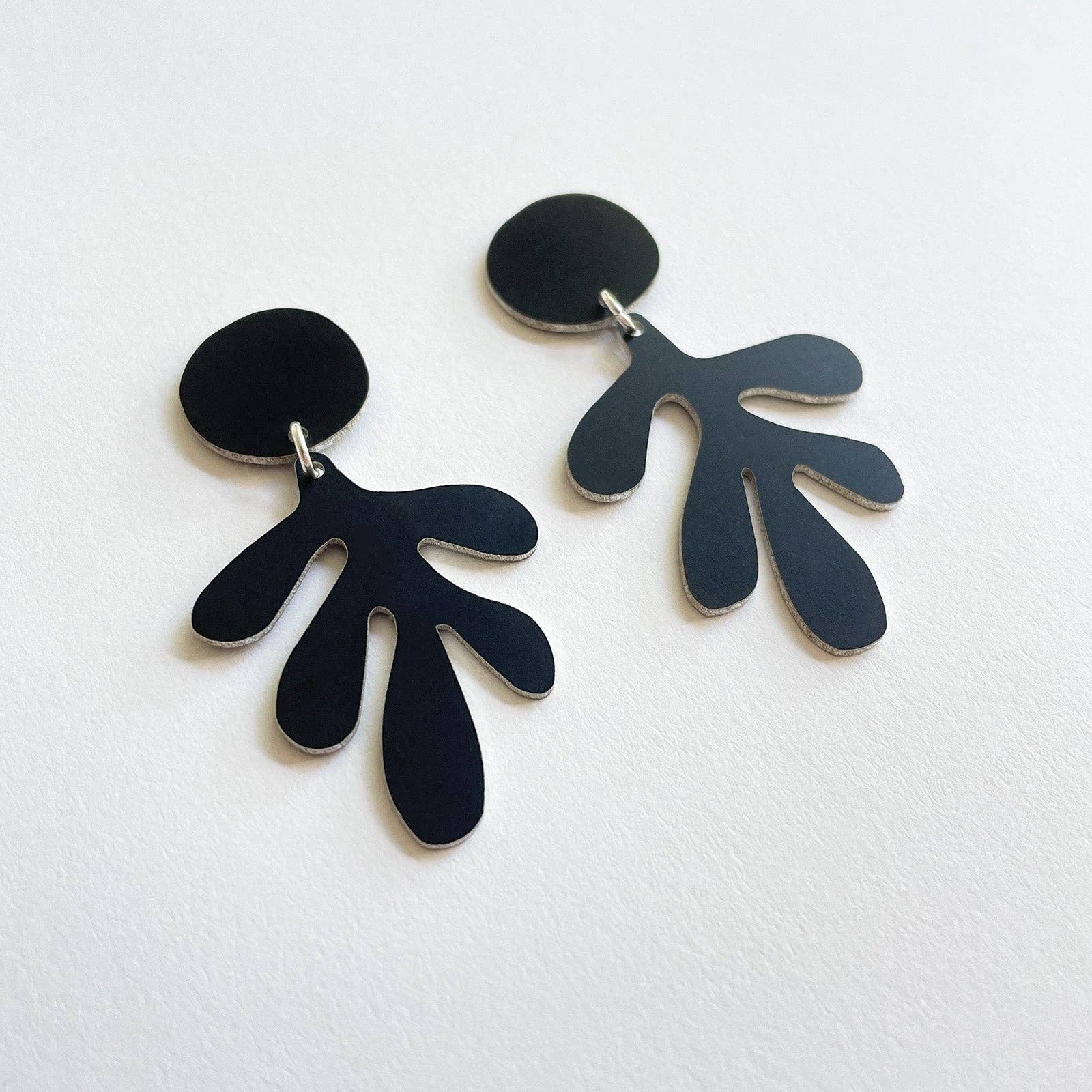 The Black Dulse Earrings by Tom Pigeon | Lifestory