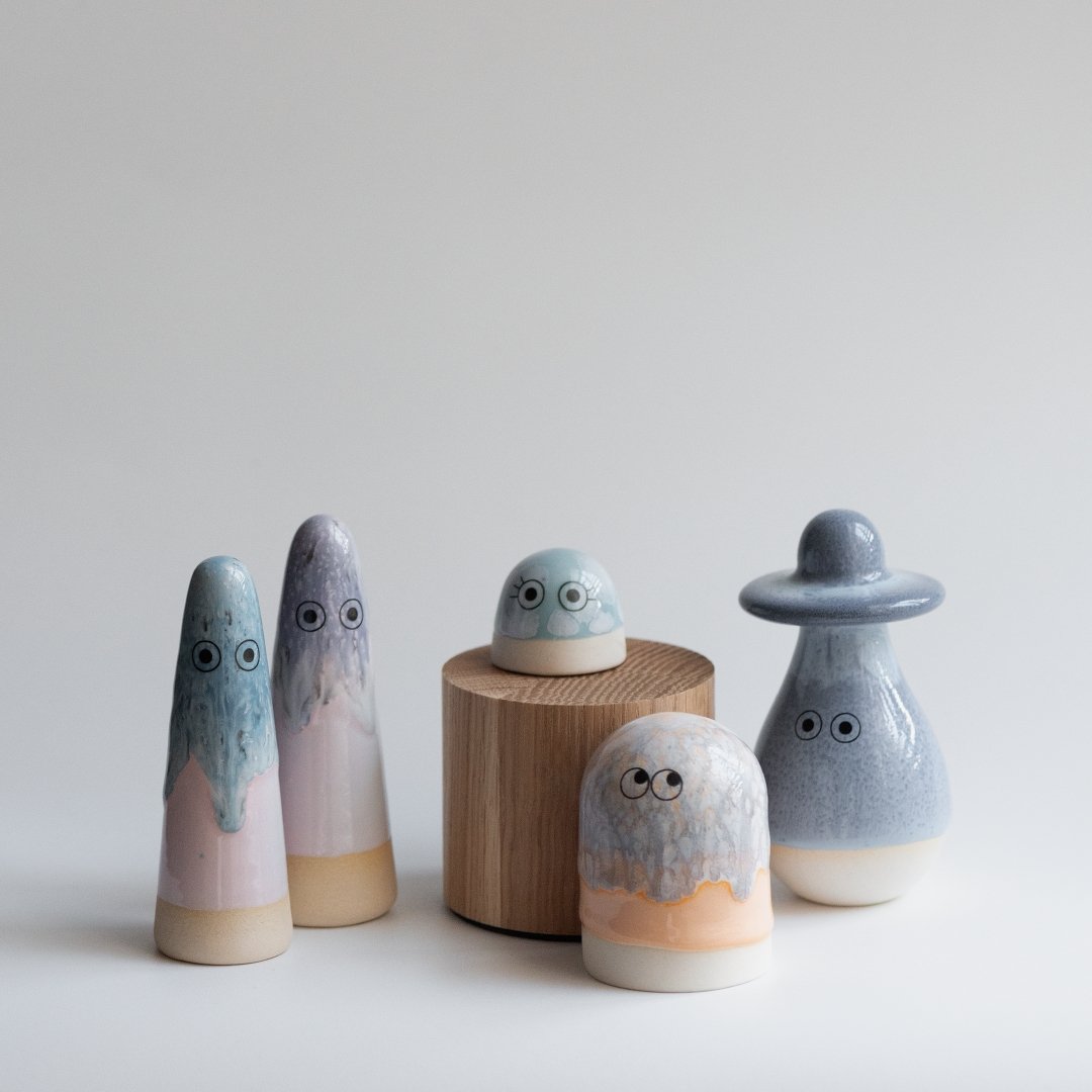 Familia Figurine | Dot | Montgomery | by Studio Arhoj