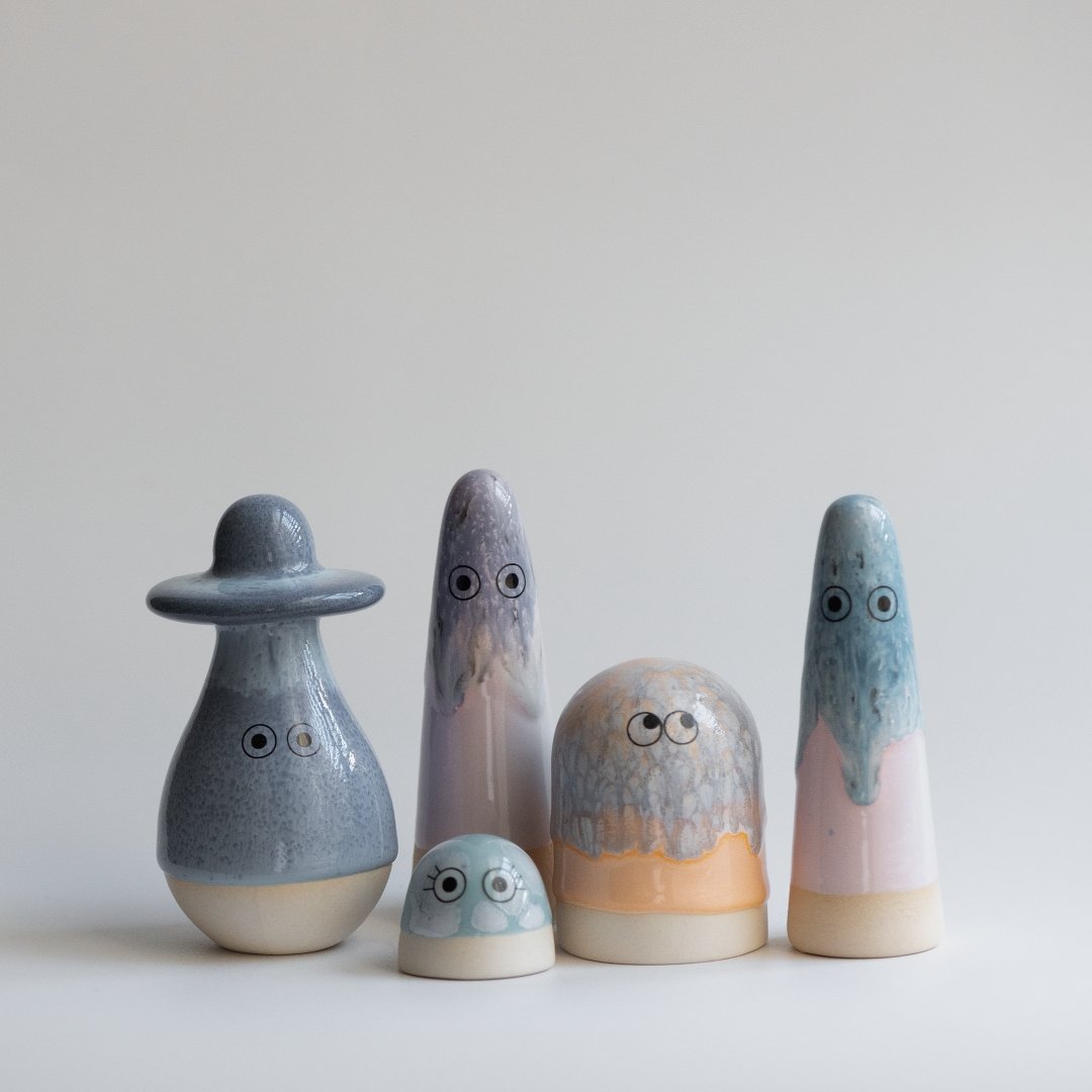 Familia Figurine | Dot | Montgomery | by Studio Arhoj