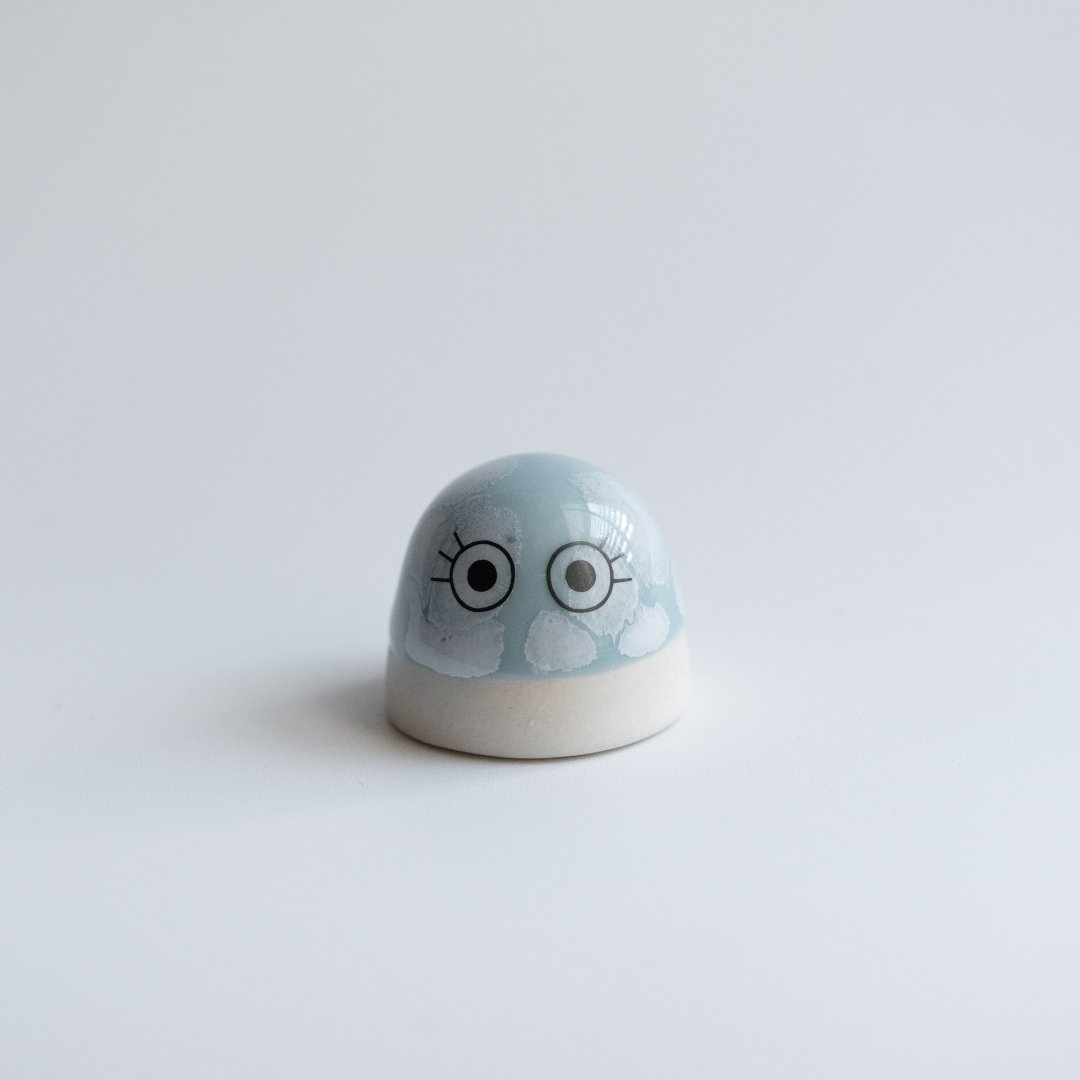 Familia Figurine | Dot | Montgomery | by Studio Arhoj