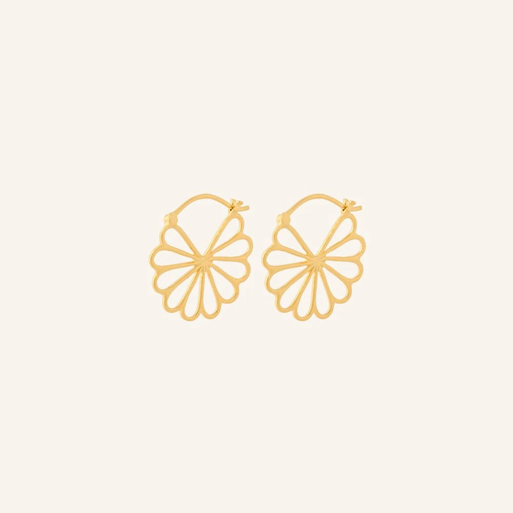 Bellis Earrings in Gold Plated Silver by Pernille Corydon | Lifestory