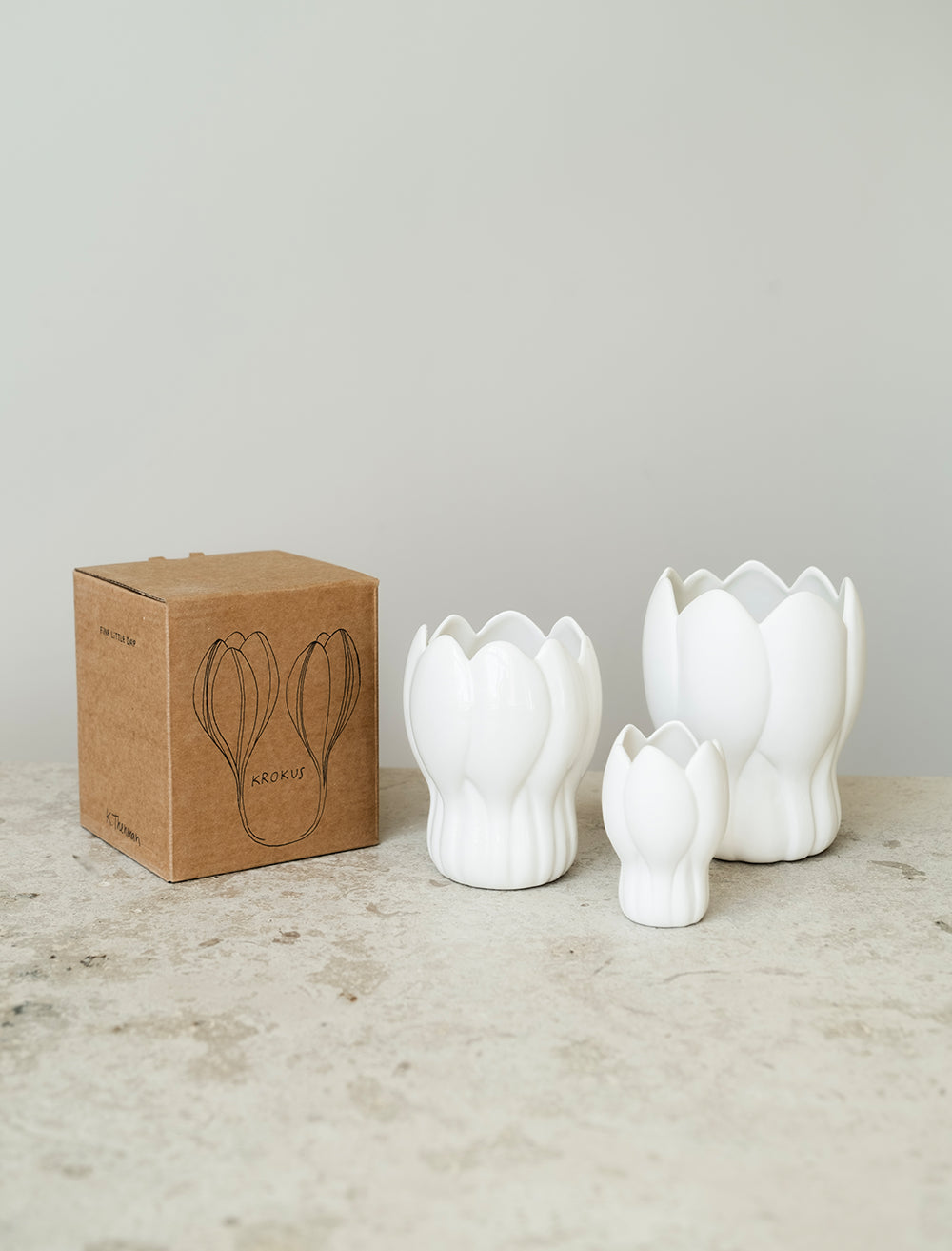 Krokus White Vase family with gift box
by Fine Little Day at Lifestory