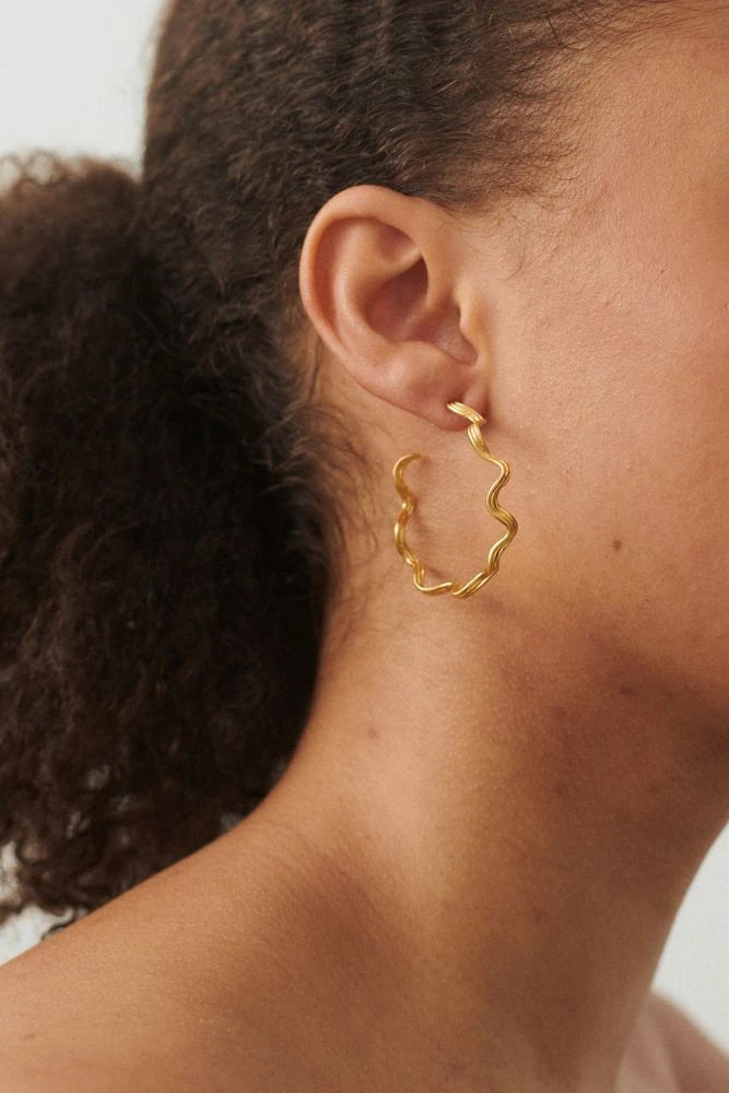 Large Hellir Hoops in Silver and gold-plated silver by Pernille Corydon | Lifestory