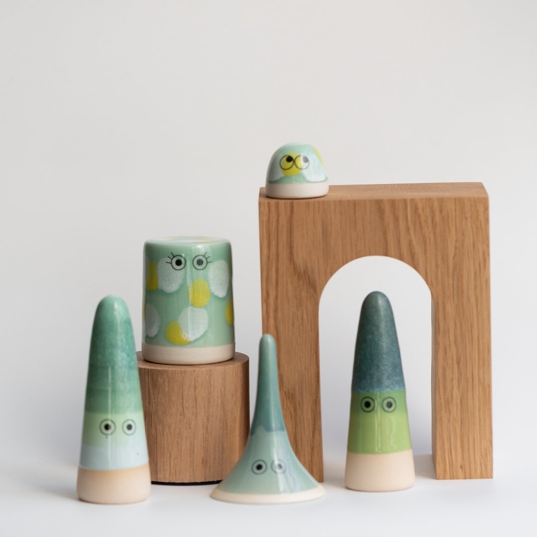 Familia Figurine | Buto | Moss | by Studio Arhoj