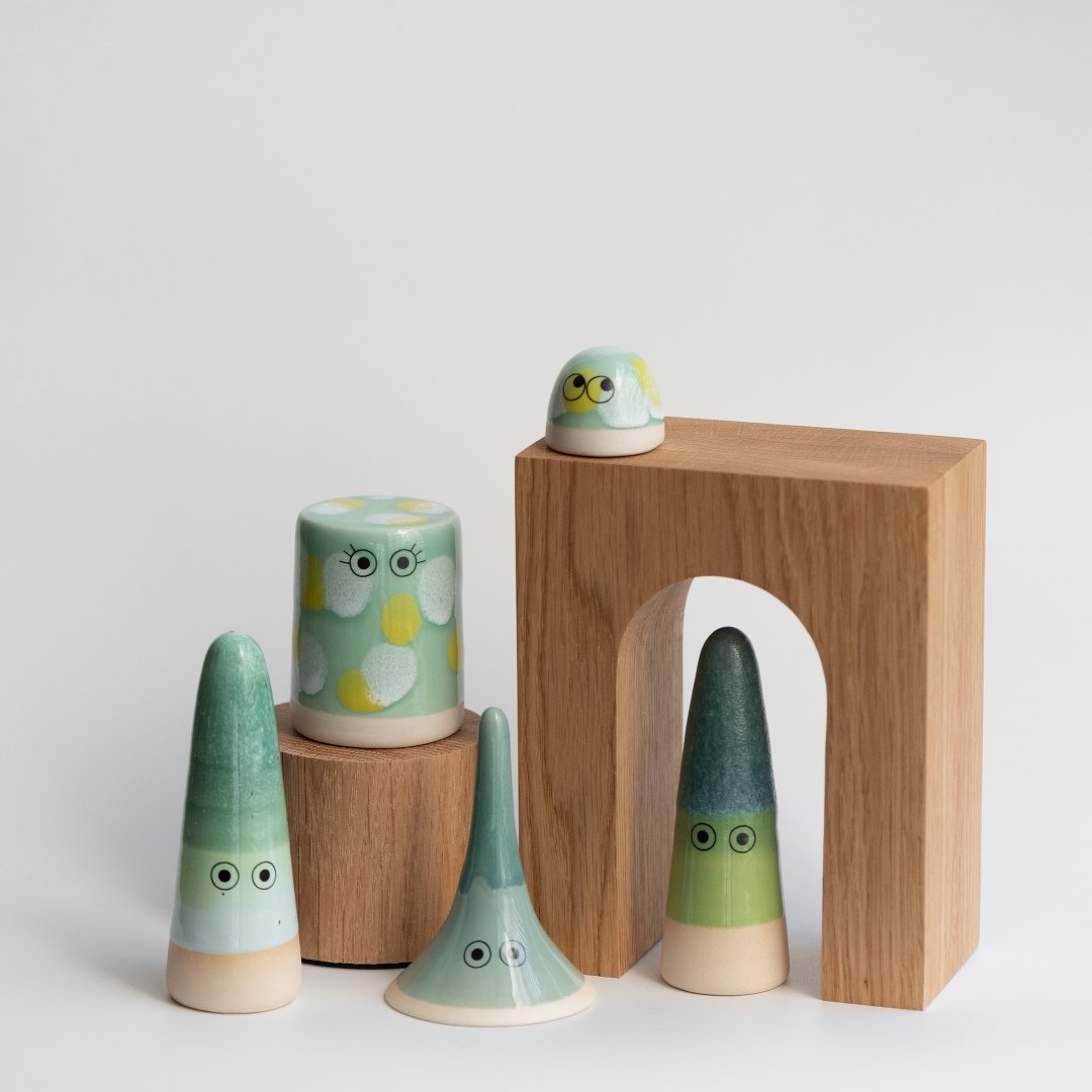 Familia Figurine | Buto | Moss | by Studio Arhoj