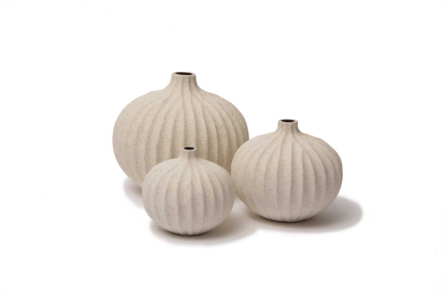 Bari Vase | Medium | Sand White Light Deep Lines | by Lindform