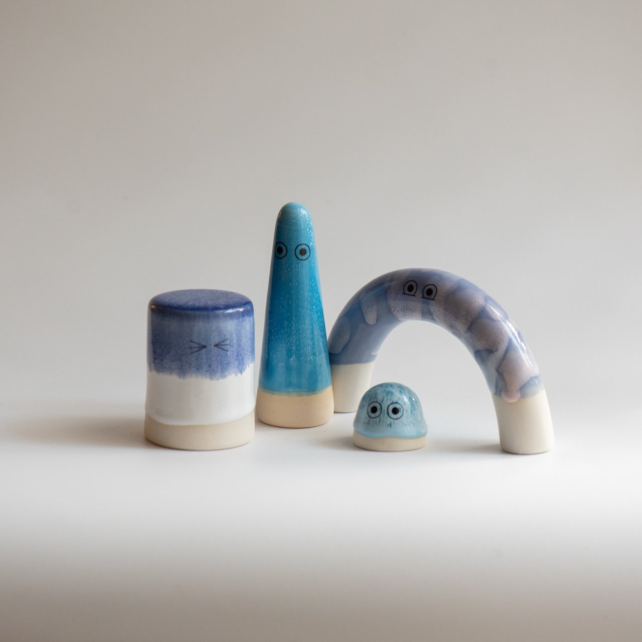 Familia Figurine | Buto | Blue Stripe | by Studio Arhoj