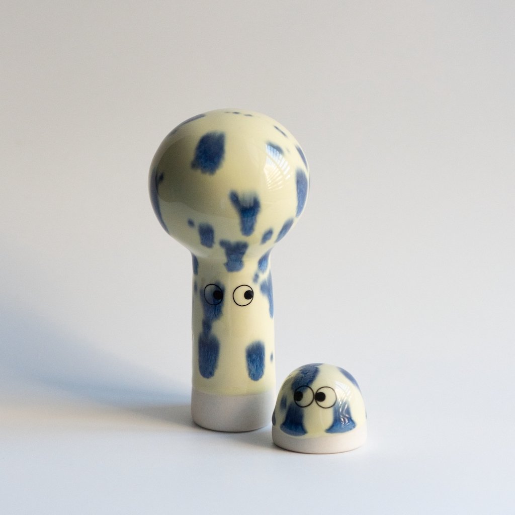 Familia Figurine | Dot | Custard | by Studio Arhoj