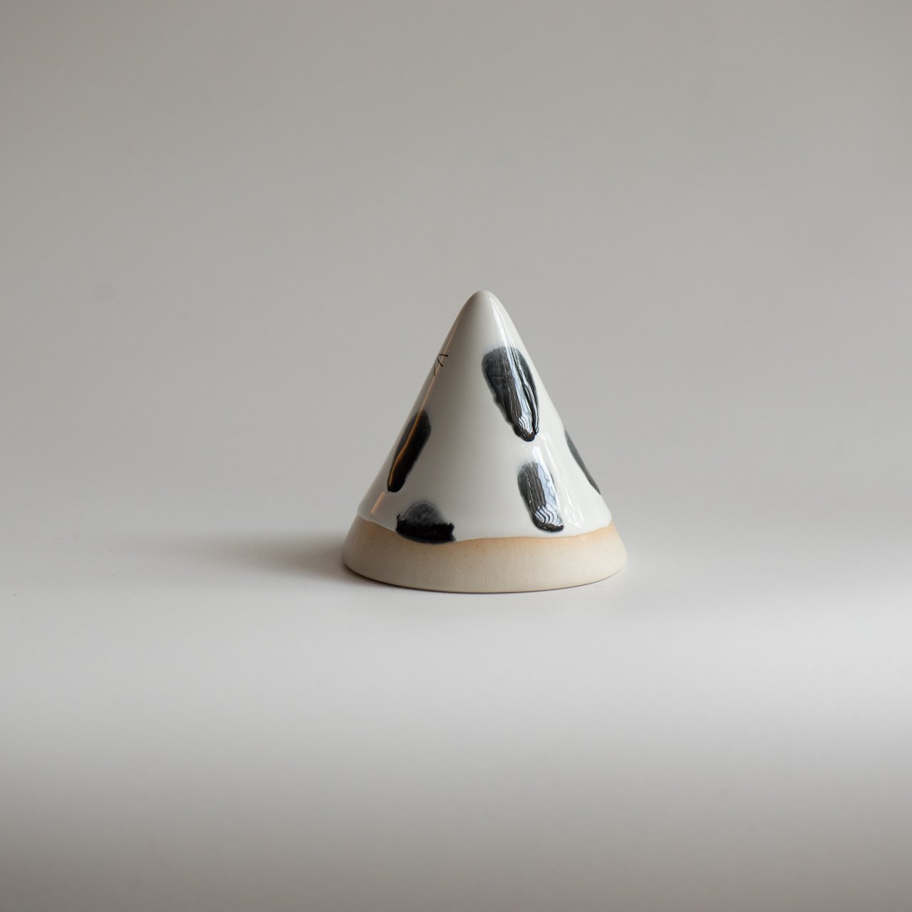 Familia Figurine, Fuji | Spot | by Studio Arhoj