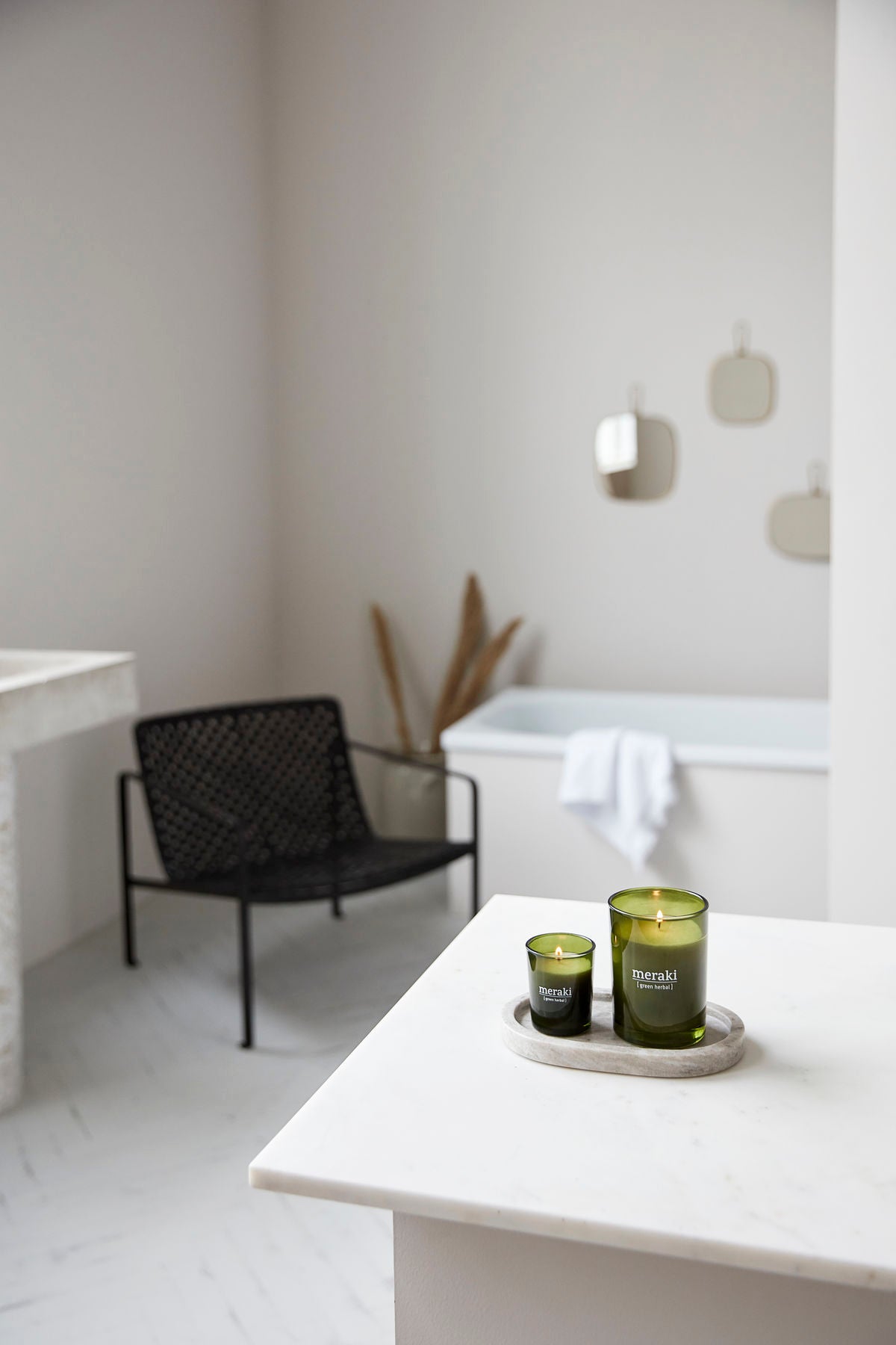 Green Herbal Candle | Fresh Scent - Lifestory - Meraki