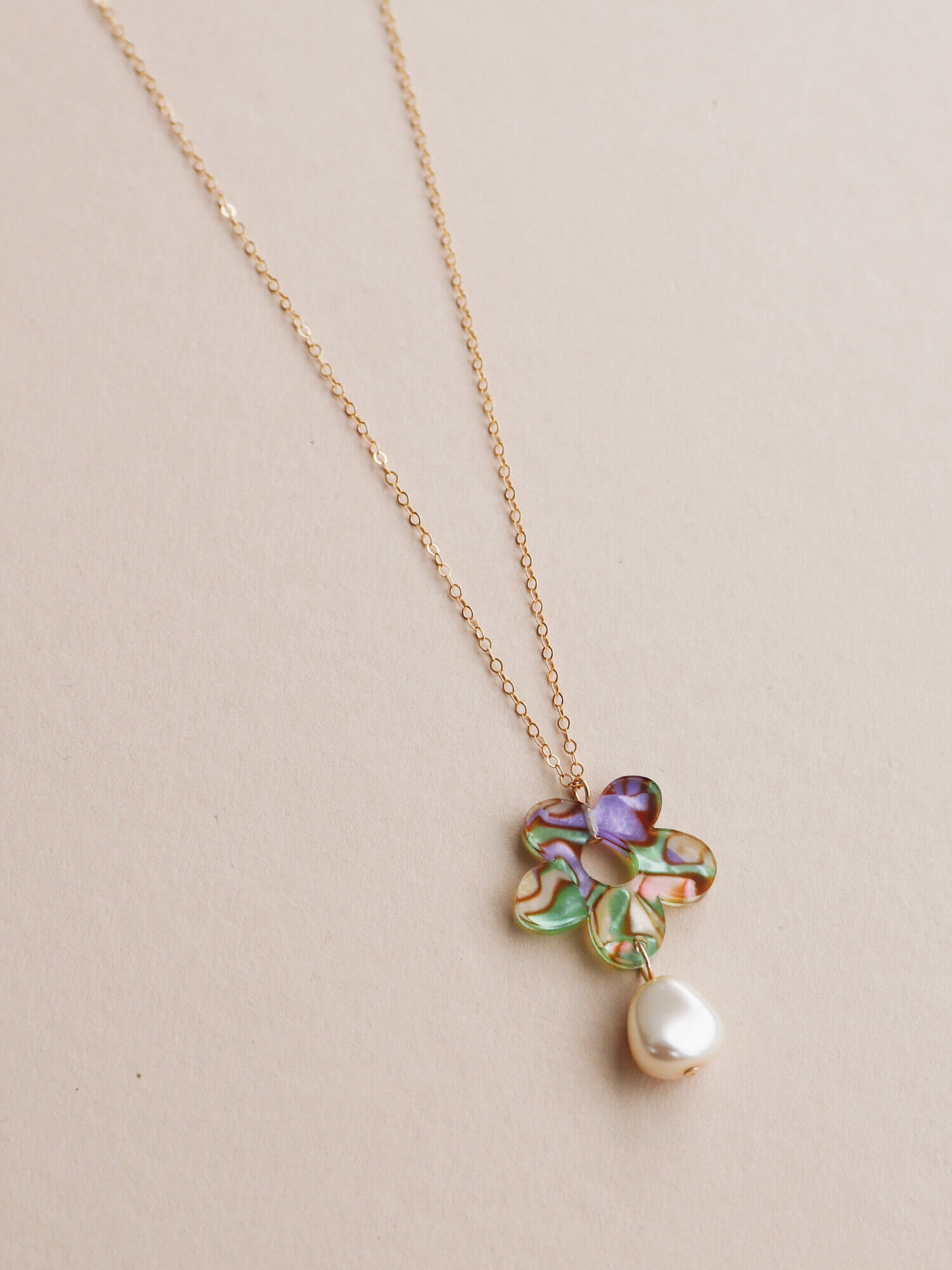 Billie Necklace | Iridescent Ripple & Glass Pearl | by Wolf & Moon